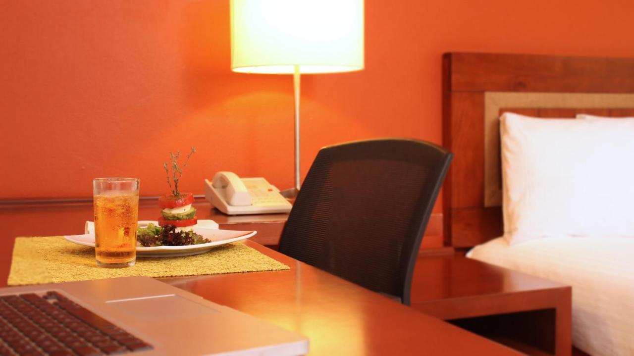 Fiesta Inn Villahermosa Cencali Экстерьер фото