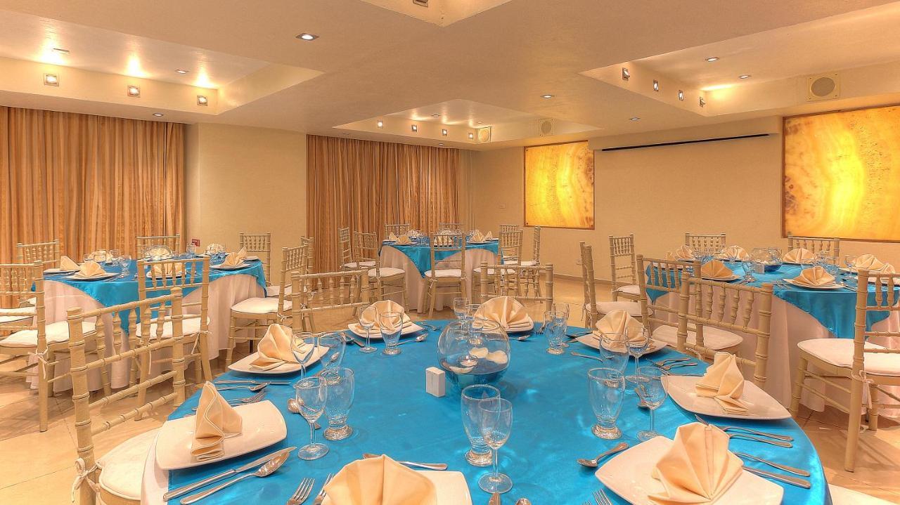 Fiesta Inn Villahermosa Cencali Экстерьер фото