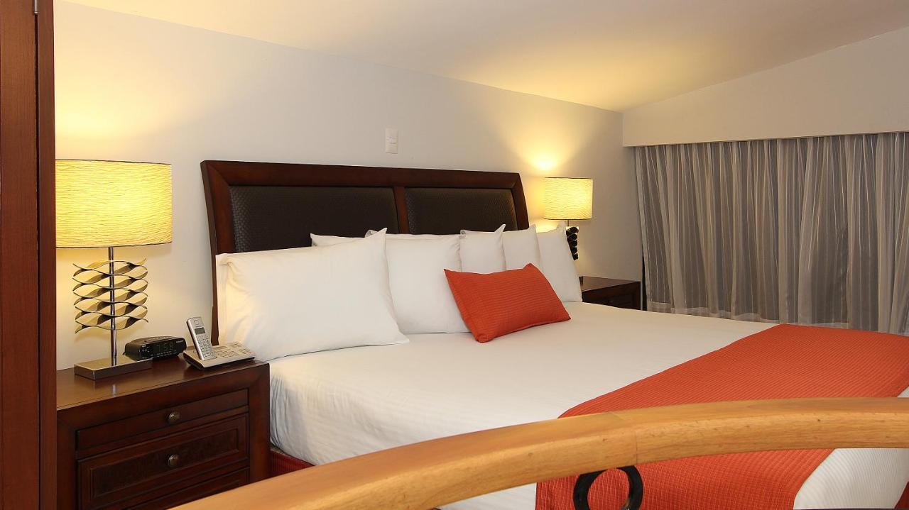 Fiesta Inn Villahermosa Cencali Экстерьер фото