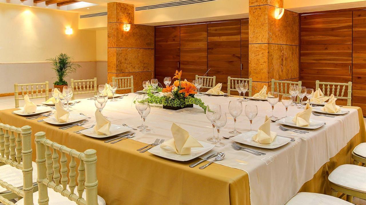 Fiesta Inn Villahermosa Cencali Экстерьер фото