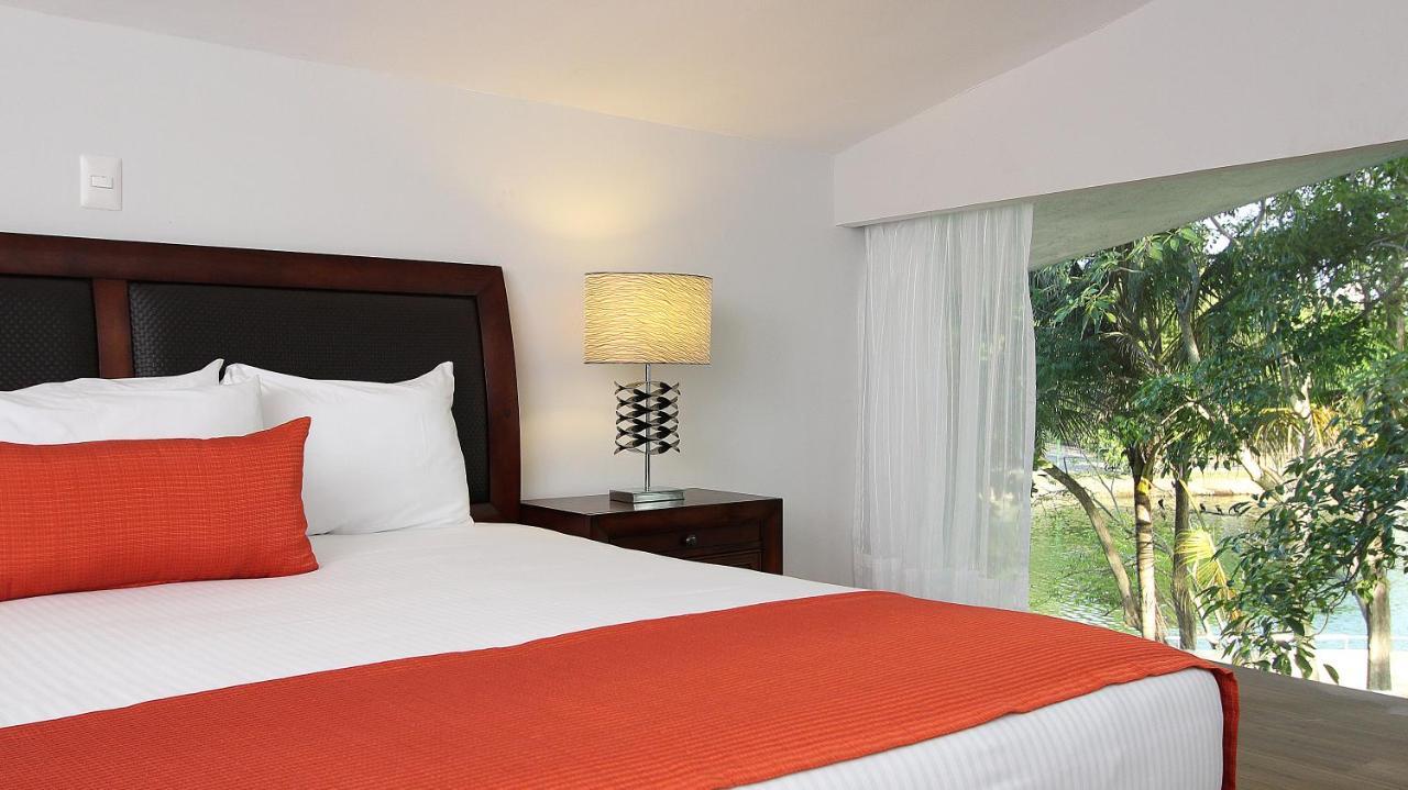 Fiesta Inn Villahermosa Cencali Экстерьер фото