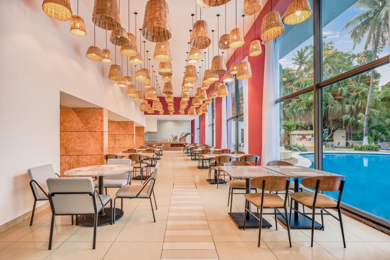 Fiesta Inn Villahermosa Cencali Экстерьер фото