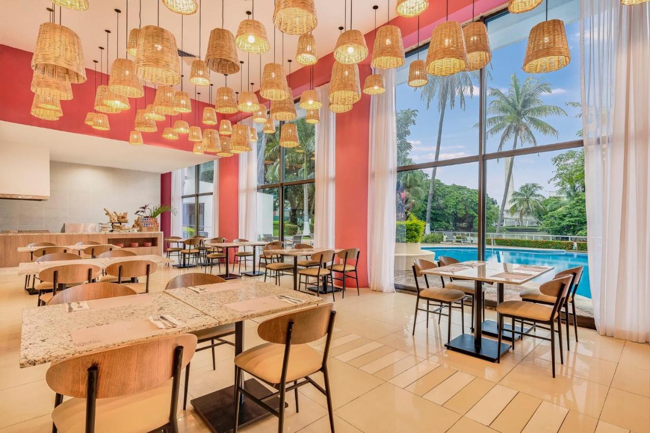 Fiesta Inn Villahermosa Cencali Экстерьер фото